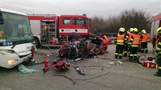 Dopravní nehoda u Tvaroné.