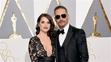 Charlotte Riley a Tom Hardy (Los Angeles, 28. února 2016) Charlotte Riley a Tom Hardy (Los Angeles, 28. února 2016)