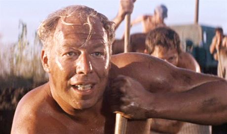 George Kennedy ve filmu Frajer Luke