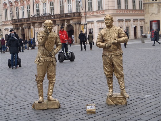 Poprvé byl busking omezen loni, kdy vznikl seznam osmnácti míst, kde je zcela...