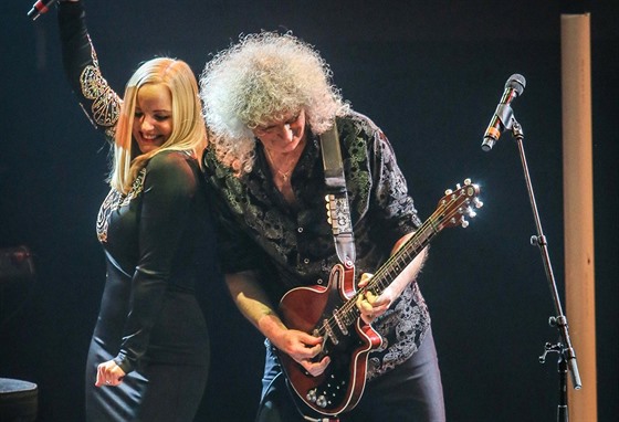 Brian May a Kerry Ellisová, Ostrava, 3. bezna 2016