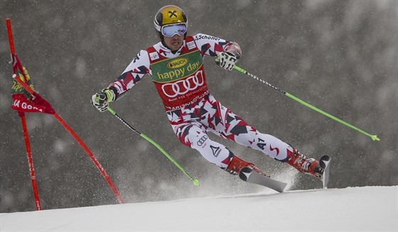 Marcel Hirscher v obím slalomu v Kranjské Goe