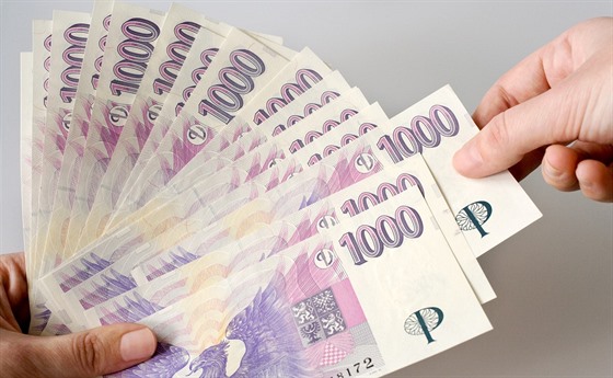 Píjmy z prodeje cenných papír nemusíte danit, pokud jejich úhrn nepesáhne 100 000 korun v daném roce. Ilustraní snímek