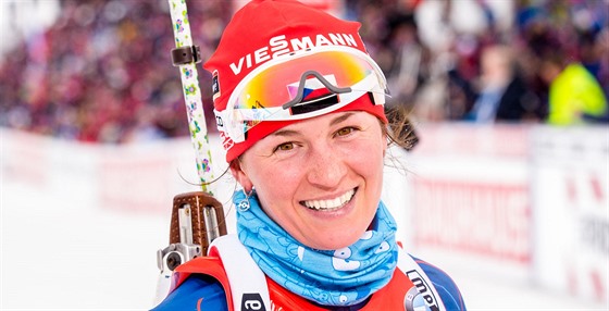 ÚSMV. Veronika Vítková v cíli sprintu na mistrovství svta v biatlonu v Oslu.