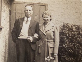 Doris se v roce 1939 provdala a její dnes ji zesnulý mu Fred Down se...