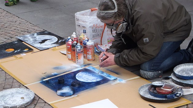 Poprv byl busking omezen loni, kdy vznikl seznam osmncti mst, kde je zcela zakzn nebo sten omezen.