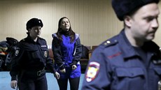 Gjulechra Bobokulovová u moskevského soudu (2. bezna 2016)
