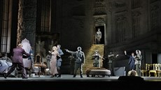 Scéna z Pucciniho Manon Lescaut v Metropolitní opeře Scéna z Pucciniho Manon Lescaut v Metropolitní opeře
