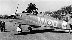 Se strojem Hurricane zasáhl Stanislav Zimprich v bitvě o Británii například dva... Se strojem Hurricane zasáhl Stanislav Zimprich v bitvě o Británii například dva...