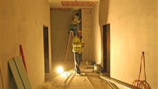 Klinická smrt Hotelu Palace snad končí. Pokročilé stavební práce tomu... Klinická smrt Hotelu Palace snad končí. Pokročilé stavební práce tomu...