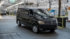 Výrobní linka esté generace Volkswagenu Transporter