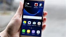 Samsung Galaxy S7 edge Samsung Galaxy S7 edge