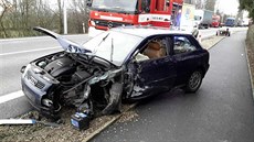 Osobní auto odneslo srážku mnohem větším poškozením. Osobní auto odneslo srážku mnohem větším poškozením.
