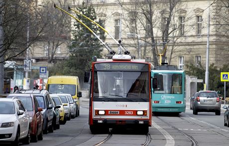 Marné hledání auta zaily po zaparkování v Údolní ulici stovky idi ron....