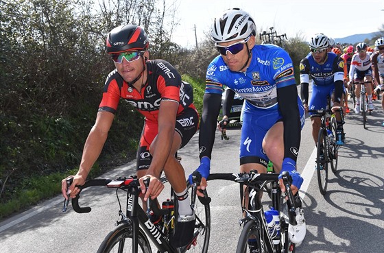 Zdenk tybar v prbhu tvrté etapy Tirrena-Adriatica v debat s Gregem van...