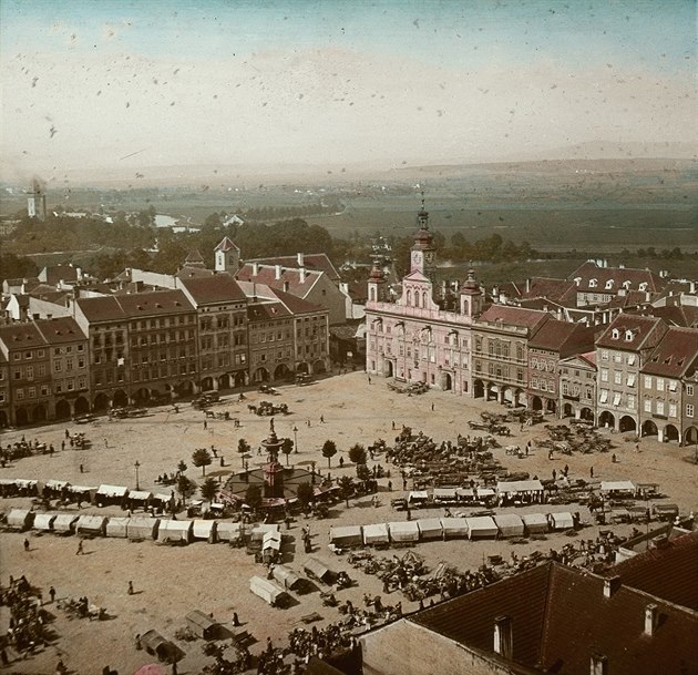 Námstí v eských Budjovicích na snímku kolem roku 1890