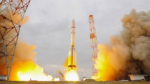 Start rakety Proton-M se sondou TGO vypouštěnou v rámci mise ExoMars Start rakety Proton-M se sondou TGO vypouštěnou v rámci mise ExoMars