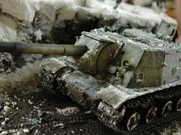 ISU-152 bylo sovtské samohybné dlo pouívané bhem druhé svtové války, jim...