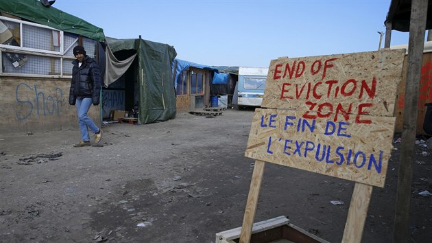 U Calais skonila likvidace jin sti pisthovaleckho tbora zvanho Dungle. (16. bezna 2016)