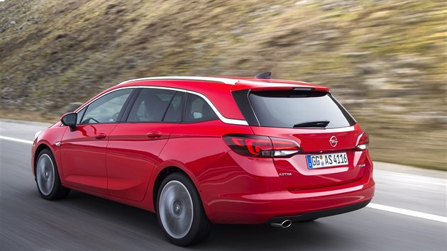 Opel Astra Sports Tourer pestavuje nov diesel 1,6 Bi-Turbo s vkonem 160 kon