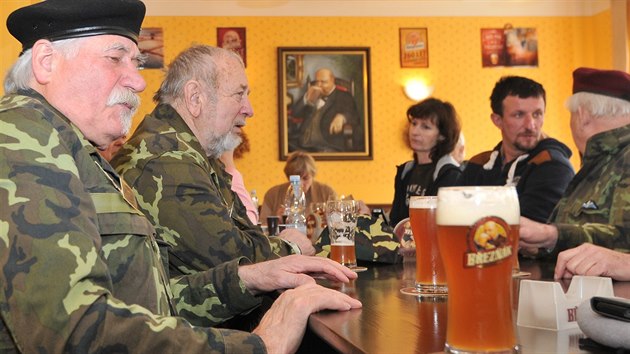 Vzpomnku na Victora Cibicha uctili pivai i exkurz pivovaru ve Velkm Bezn. (19. 3. 2016)