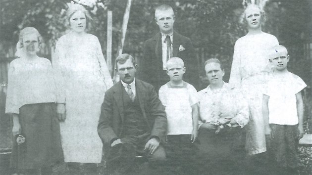 Fotografie cel rodiny Bryksovch.