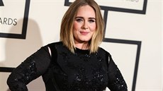 Máte větší prsa i břicho? Inspirovat se můžete stylem zpěvačky Adele. Máte větší prsa i břicho? Inspirovat se můžete stylem zpěvačky Adele.