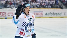 Michal Bulíř z Liberce slaví svůj gól do branky Chomutova. Michal Bulíř z Liberce slaví svůj gól do branky Chomutova.