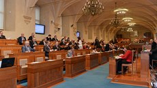 Senát projednává návrh zákona o elektronické evidenci treb (16. bezna 2016).