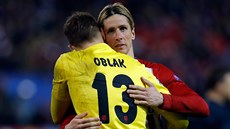RADOST. Brankář Jan Oblak a jeho spoluhráč Fernando Torres se radují z postupu... RADOST. Brankář Jan Oblak a jeho spoluhráč Fernando Torres se radují z postupu...