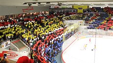 Choreografie českobudějovických fanoušků v prvním duelu se Slavií. Choreografie českobudějovických fanoušků v prvním duelu se Slavií.