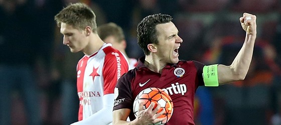 Nejvtí zápasy v eské lize vysílá O2 Sport. Snímek je z nedávného derby Sparta - Slavia.