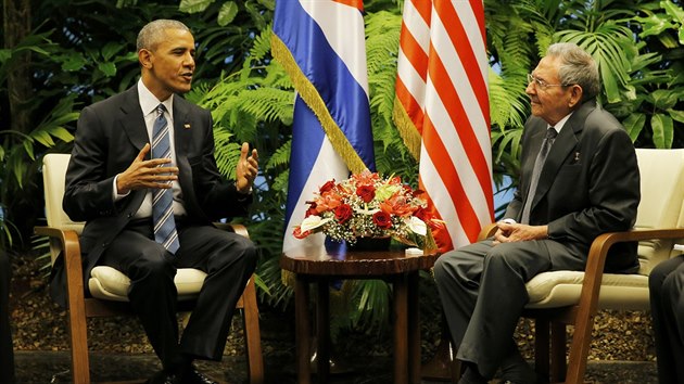Setkání Baracka Obamy a Raúla Castra (21. bezna 2016).
