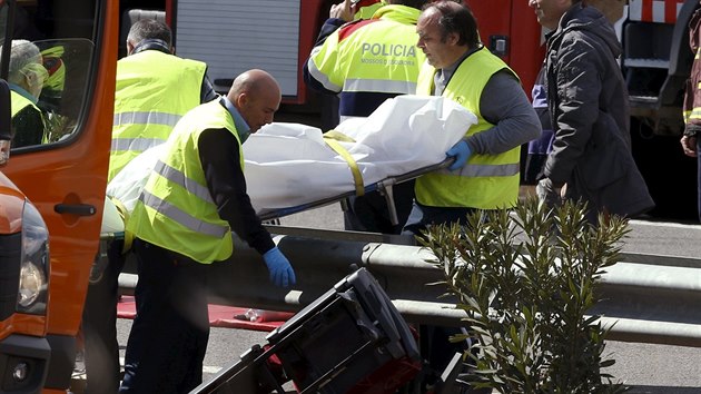 Tragick nehoda autobusu se studenty se stala v nedli 21. bezna rno na dlnici mezi Valenci a Barcelonou.