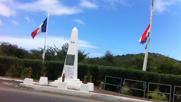 Jedina "hranice" mezi Francouzi a Holandany kterou jsme na St Martin nasli.