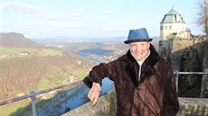 Karel Gott na prvním výlet po chemoterapiích (bezen 2016)