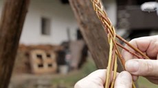 Kontrolujte, abyste během pletení nepopletli postup. Kontrolujte, abyste během pletení nepopletli postup.