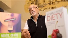 Petr Fořt je nezávislý odborník, expert a konzultant pro výživu s více než... Petr Fořt je nezávislý odborník, expert a konzultant pro výživu s více než...