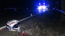 Nehoda motocyklu na silnici mezi obcemi Řitka a Líšnice v okrese Praha - západ.... Nehoda motocyklu na silnici mezi obcemi Řitka a Líšnice v okrese Praha - západ....