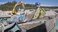 Zpracováním stavebního odpadu v Plzni na Valše se zabývá specializovaná firma... Zpracováním stavebního odpadu v Plzni na Valše se zabývá specializovaná firma...