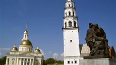 Nevjansk, Rusko. Jedno z poutních míst Uralu. Ve vi, kterou na pání Petra...