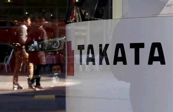Japonský dodavatel Takata odhaduje náklady na svolávání milion voz kvli...