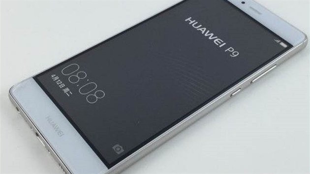 Huawei P9 bude mt 5,2 palcov displej. nsk vrobce se bude dret stranou z honby za co nejvtm rozlienm a displej "pdevtky" bude mt "jen" Full HD rozlien (1 920 x 1 080 obrazovch bod).