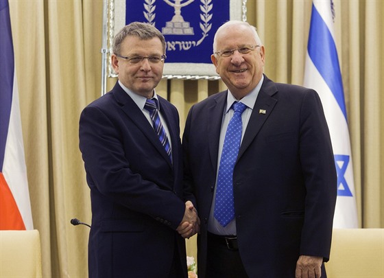 Ministr zahranií Zaorálek s izraelským prezidentem Rivlinem (4. dubna 2016).