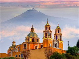 Sopka Popocatépetl (neboli Kouová hora) leí ve stedním Mexiku, asi 72 km...