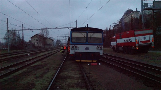 U stanice Praha - Smchov Na Knec vykolejil pi pesunu przdn vlak (1.4.2016)