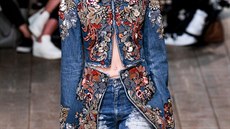 Denim na pehlídce Alexander McQueen, jaro - léto 2016