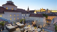 Terasa v hotelu Mandarin Oreintal Prague.