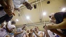 Basketbalisté Děčína se radují z výhry nad Pardubicemi. Basketbalisté Děčína se radují z výhry nad Pardubicemi.