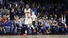 DIVÁCI BOUŘÍ. Reggie Jackson z Detroitu proměnil v duelu s Washingtonem trojku... DIVÁCI BOUŘÍ. Reggie Jackson z Detroitu proměnil v duelu s Washingtonem trojku...
